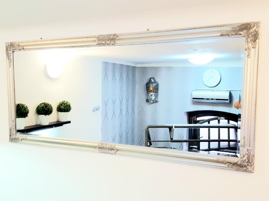 Like Studio City Centrum, Wifi, Terrace Будапеща Екстериор снимка