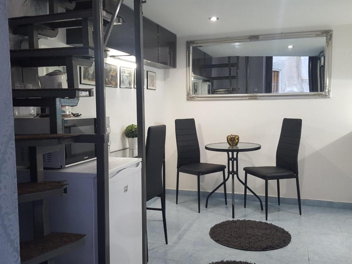 Like Studio City Centrum, Wifi, Terrace Будапеща Екстериор снимка