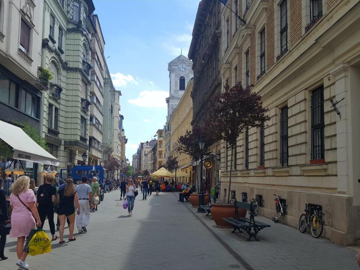 Like Studio City Centrum, Wifi, Terrace Будапеща Екстериор снимка