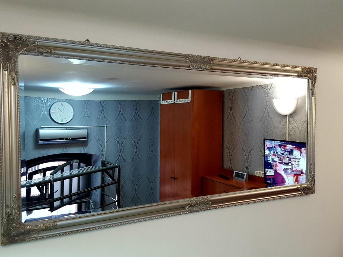 Like Studio City Centrum, Wifi, Terrace Будапеща Екстериор снимка