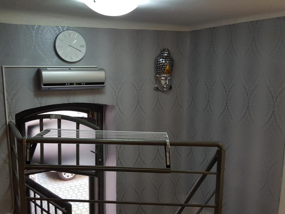 Like Studio City Centrum, Wifi, Terrace Будапеща Екстериор снимка